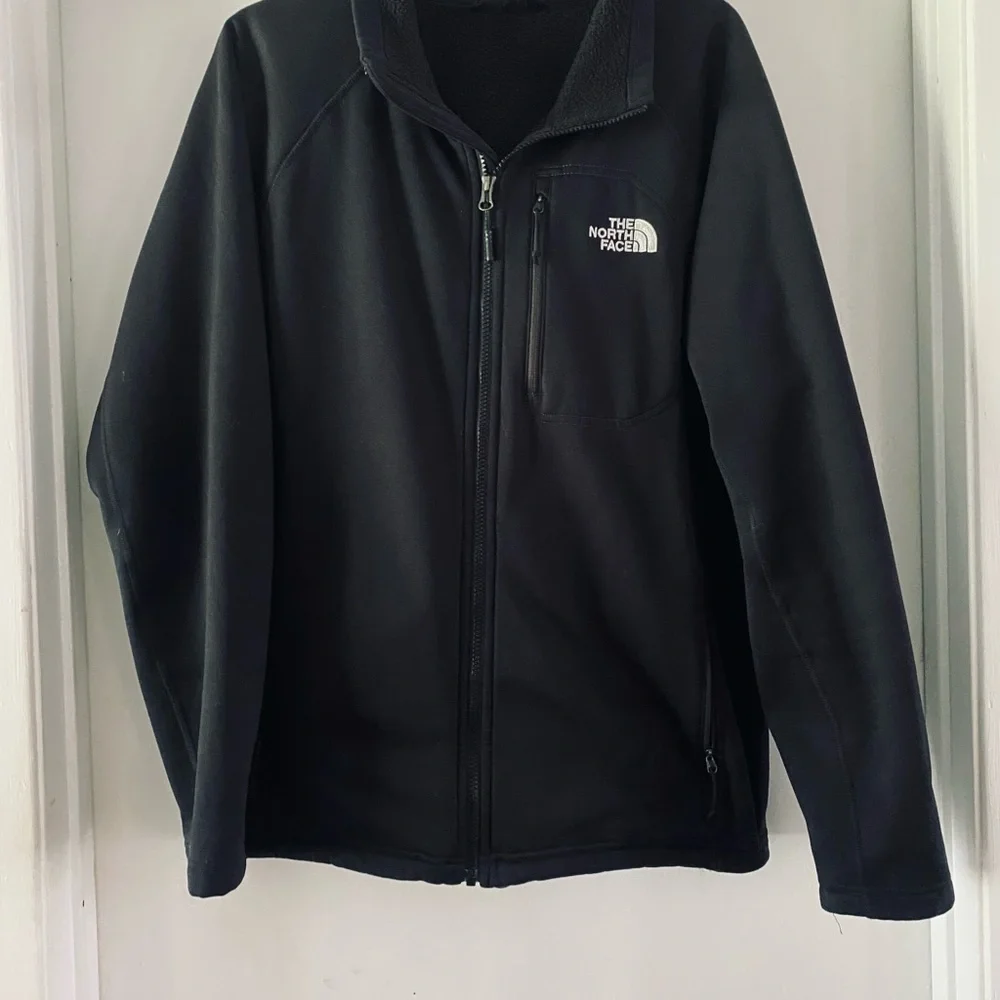 The North Face Black Lightweight Fleece-Lined Zip Jacket